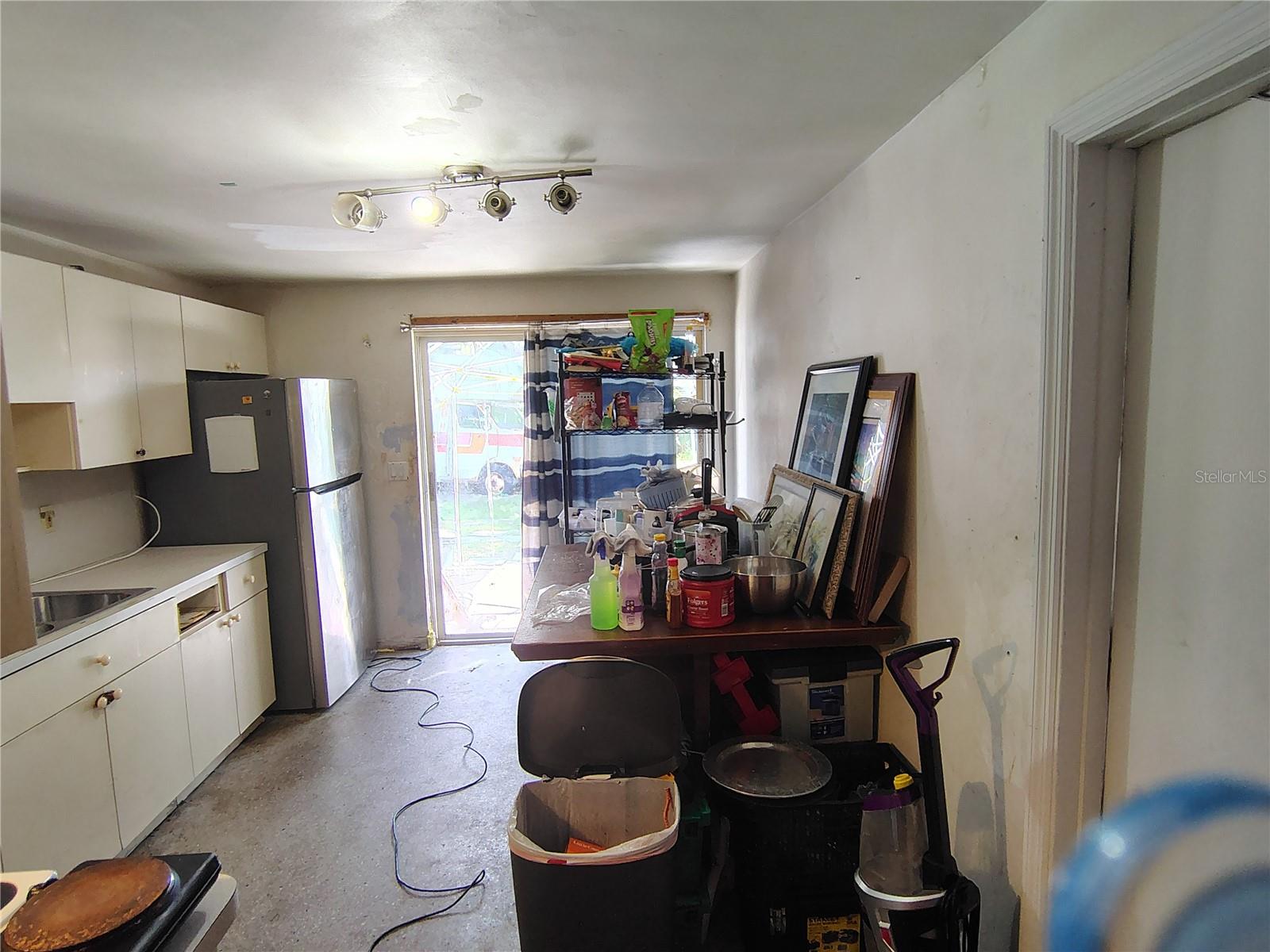 Image 5 of 25 For 5814 Hope Street