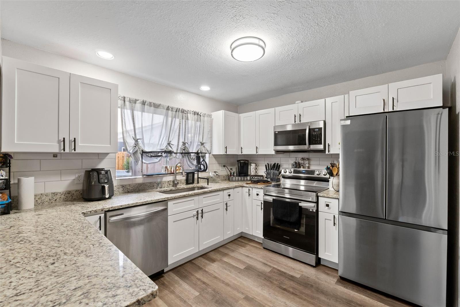 Image 16 of 59 For 2026 San Sebastian Way S