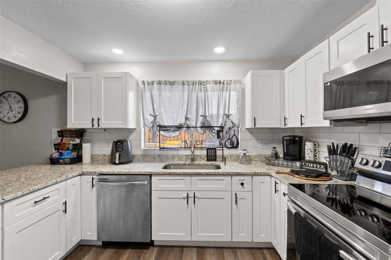 Image 35 of 59 For 2026 San Sebastian Way S
