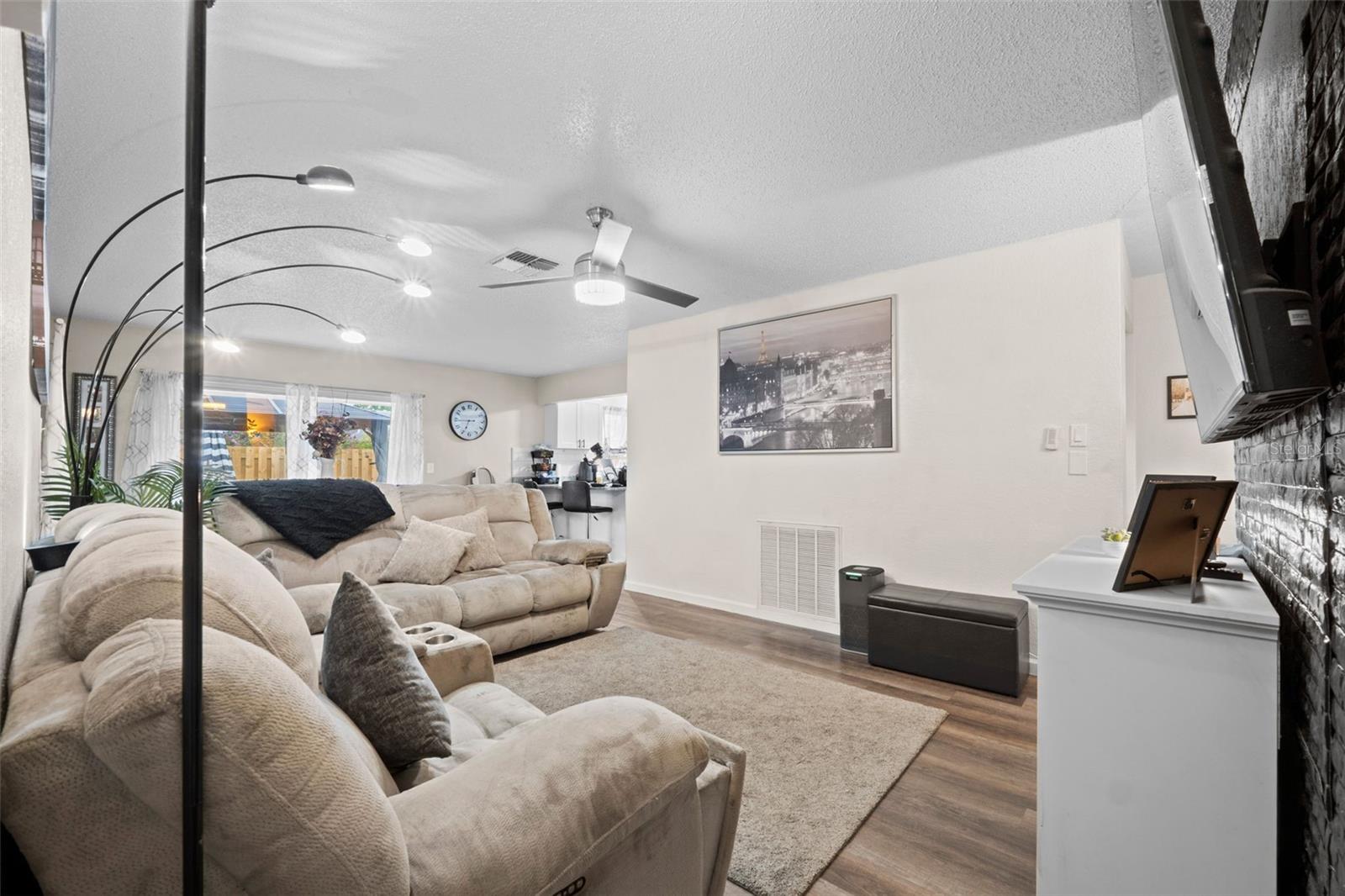 Image 40 of 59 For 2026 San Sebastian Way S