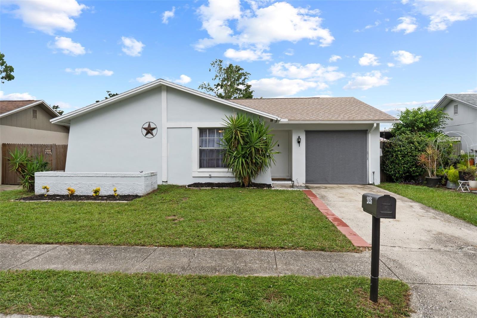Image 7 of 59 For 2026 San Sebastian Way S