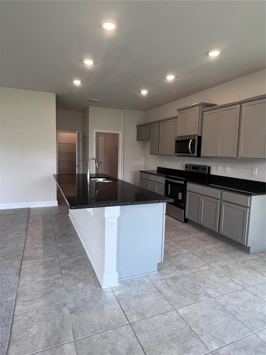 Image 8 of 13 For 4086 Sagefield Drive