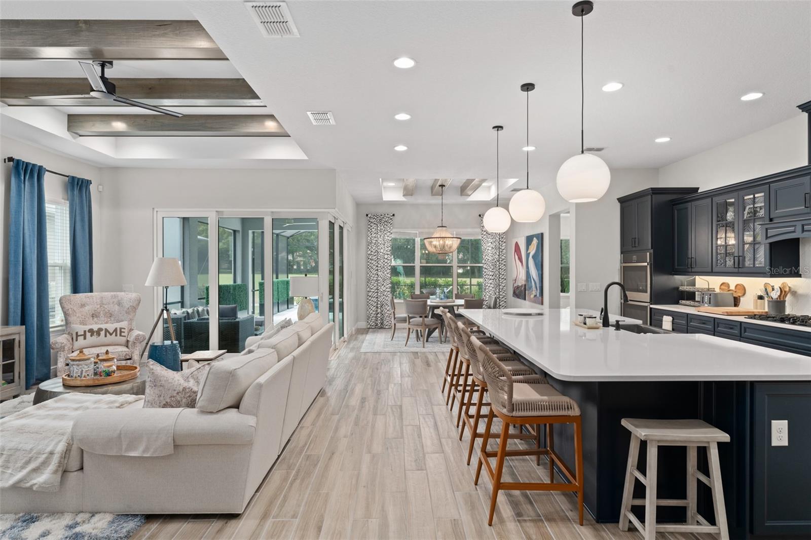 Image 2 of 50 For 7790 Four Seasons Boulevard