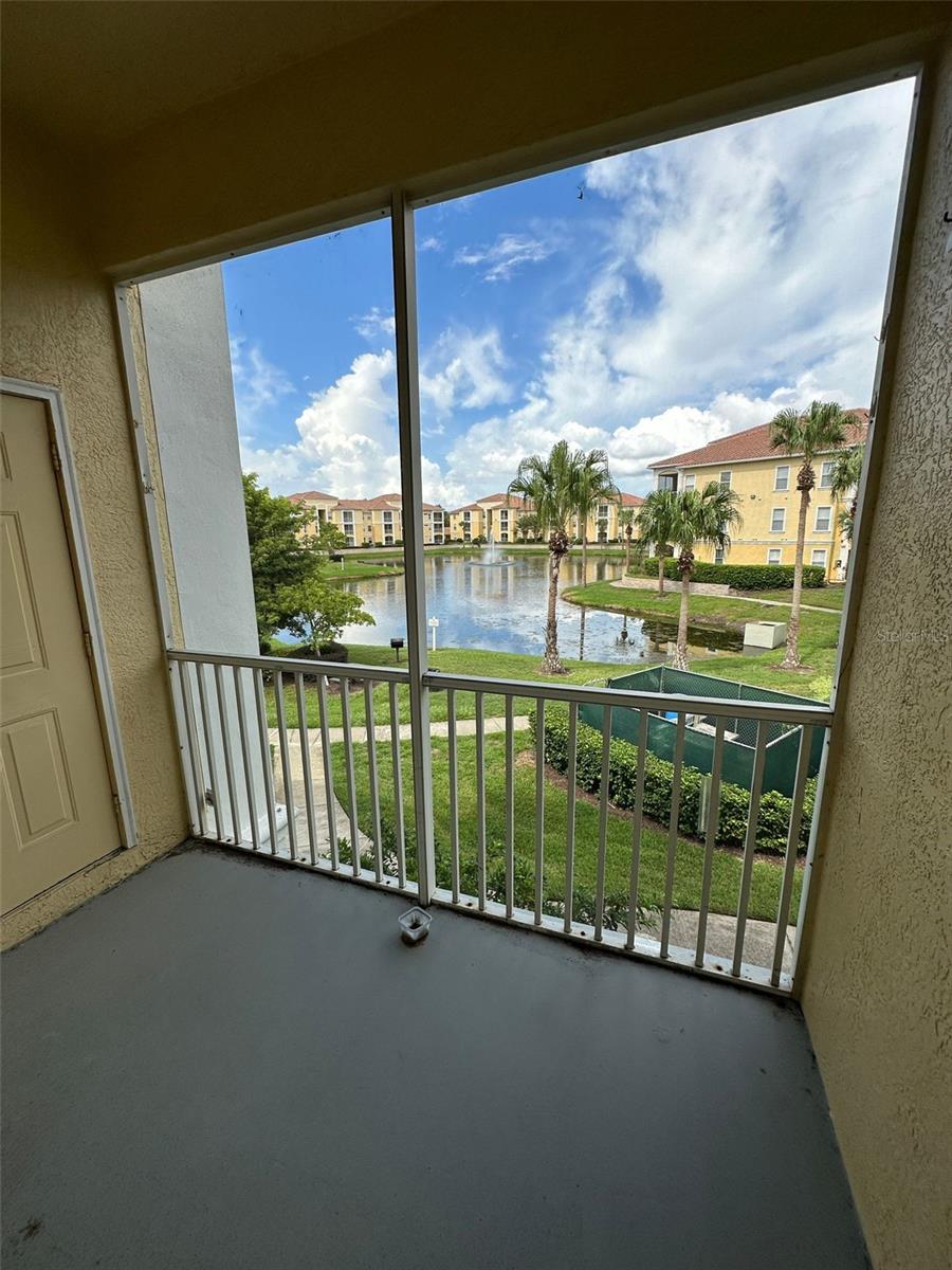 Image 11 of 16 For 1375 Lake Shadow Circle 11208