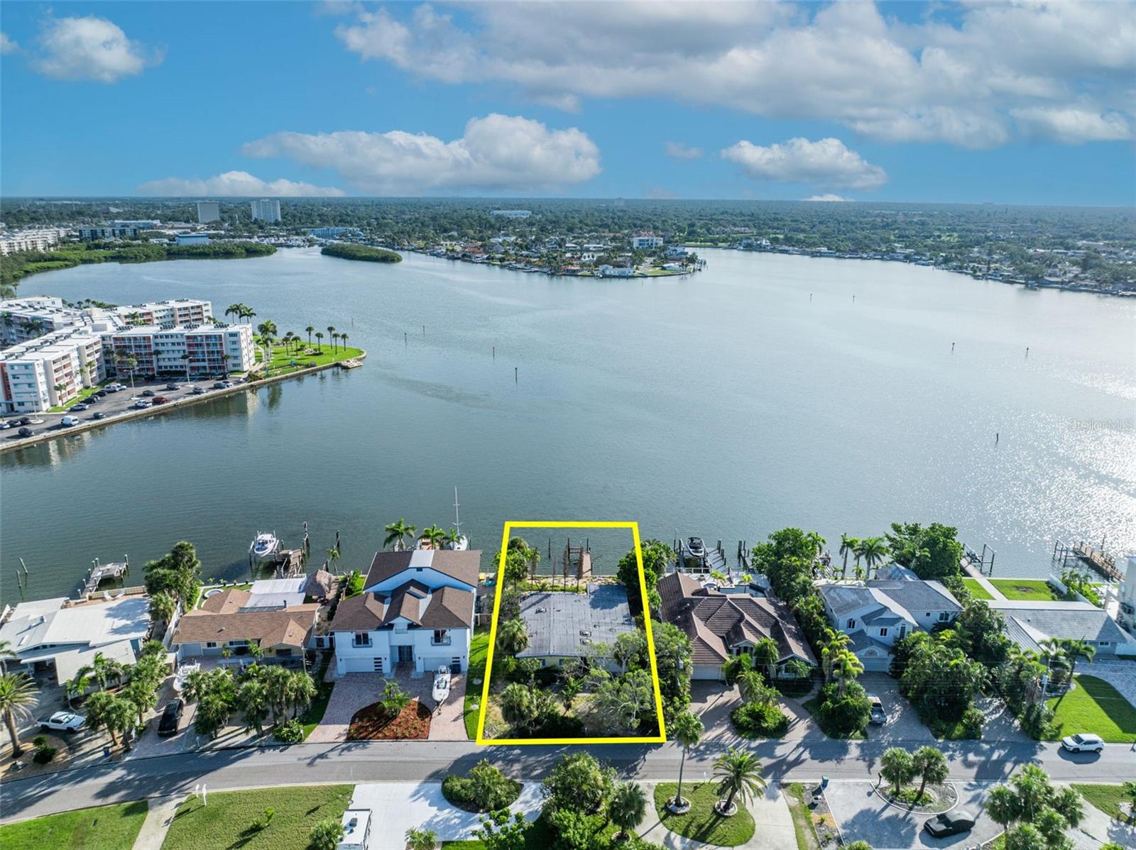 Image 12 of 15 For 6960 Shore Drive S