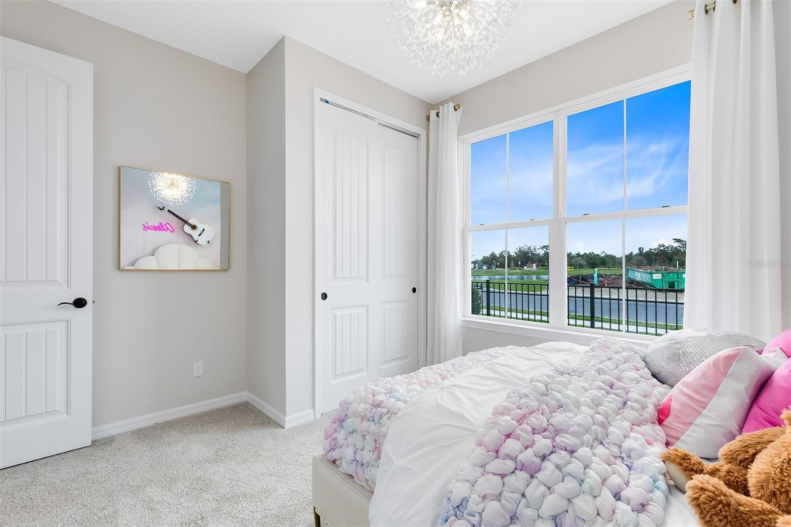 Image 21 of 29 For 5673 Flame Vine Way