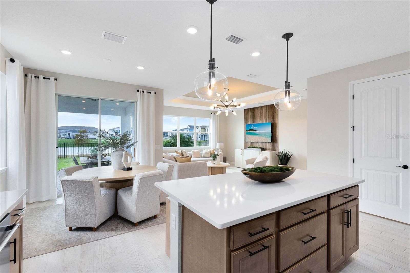 Image 6 of 29 For 5673 Flame Vine Way