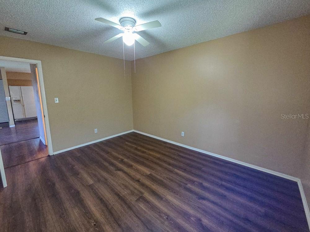 Image 14 of 23 For 152 Springwood Circle D