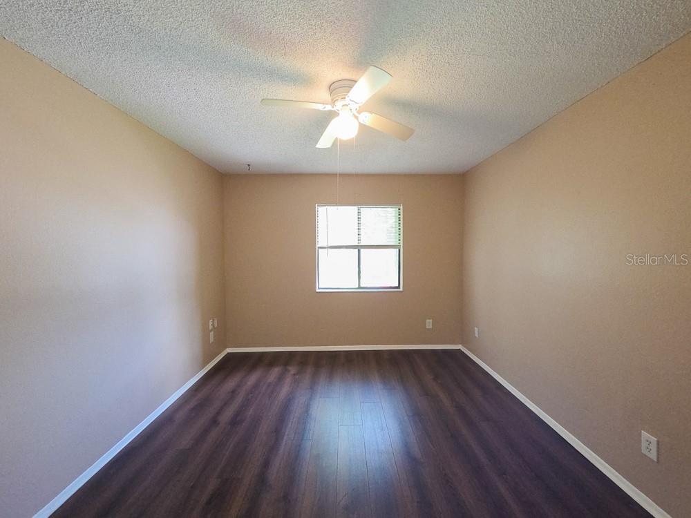Image 17 of 23 For 152 Springwood Circle D