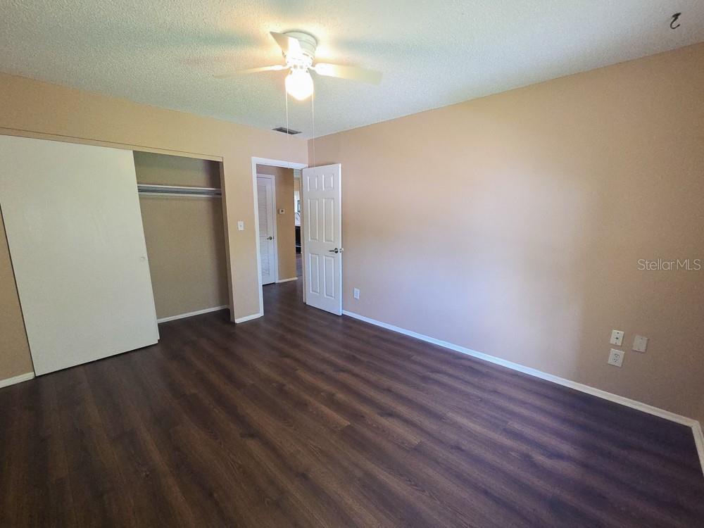 Image 18 of 23 For 152 Springwood Circle D