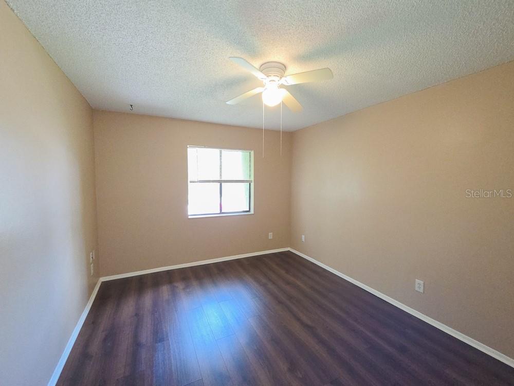 Image 19 of 23 For 152 Springwood Circle D
