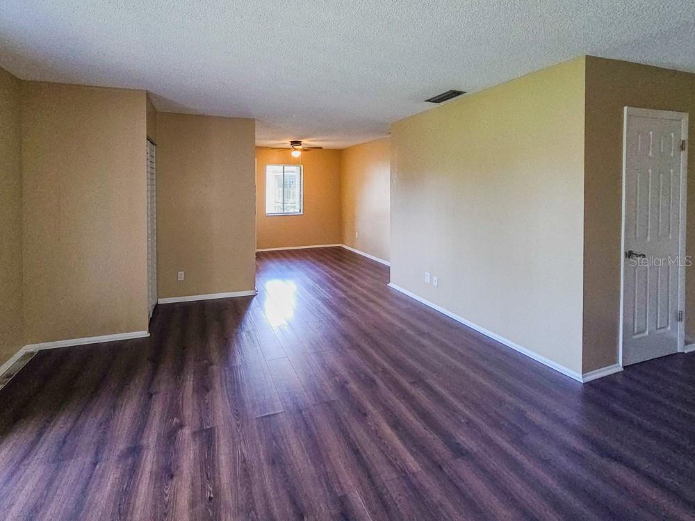 Image 8 of 23 For 152 Springwood Circle D