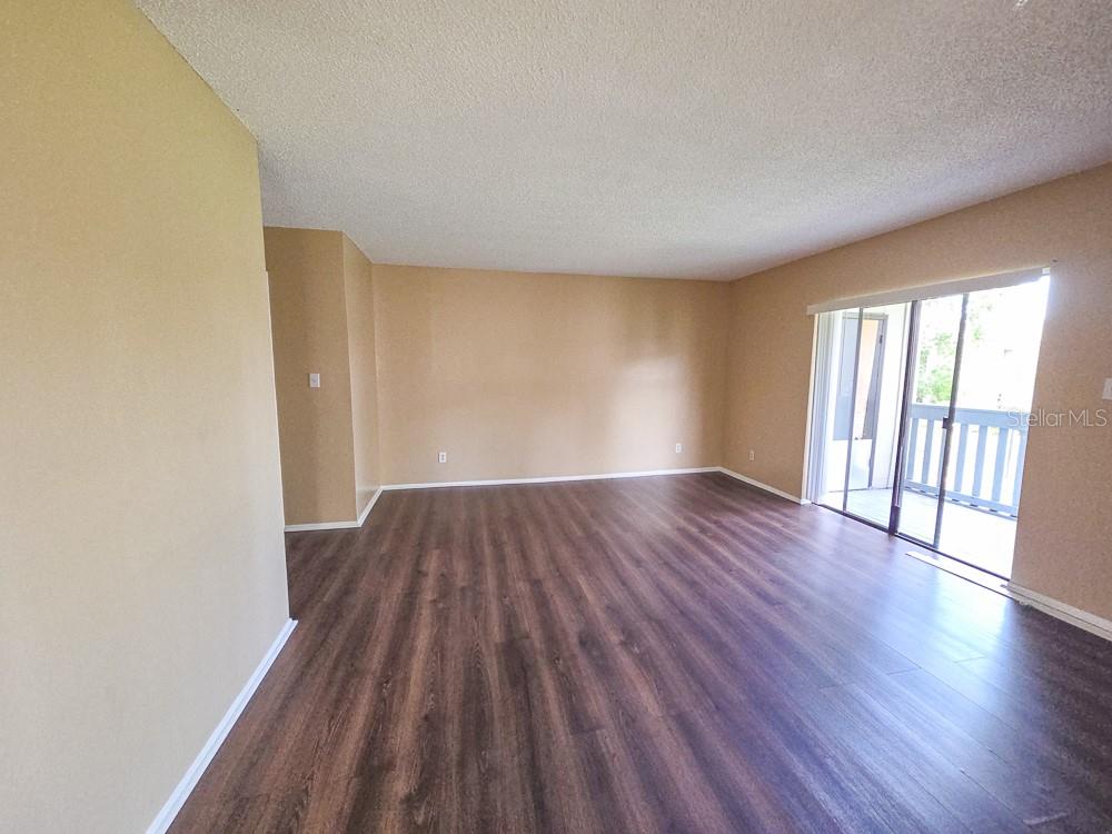 Image 9 of 23 For 152 Springwood Circle D
