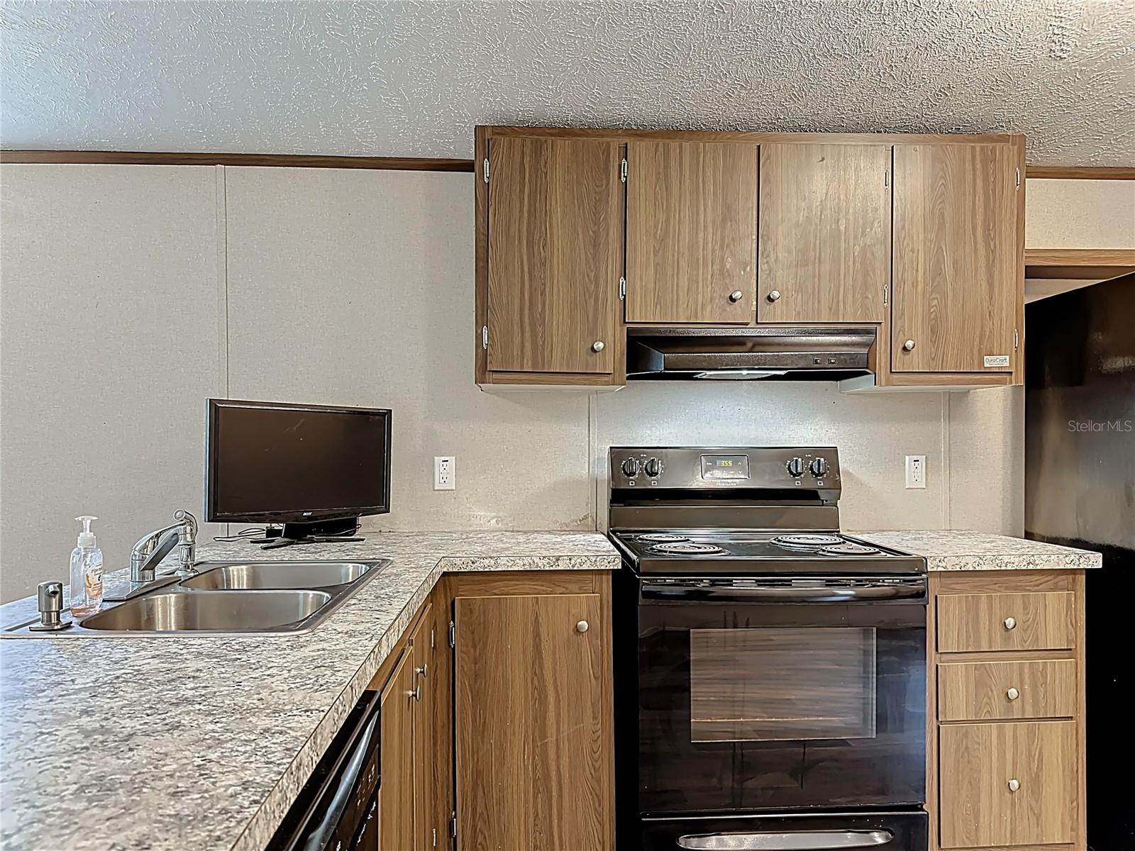 Image 13 of 42 For 30650 97th Street