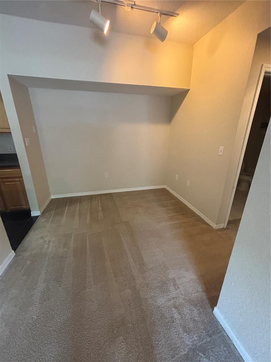 Image 10 of 22 For 6071 Westgate Drive 315