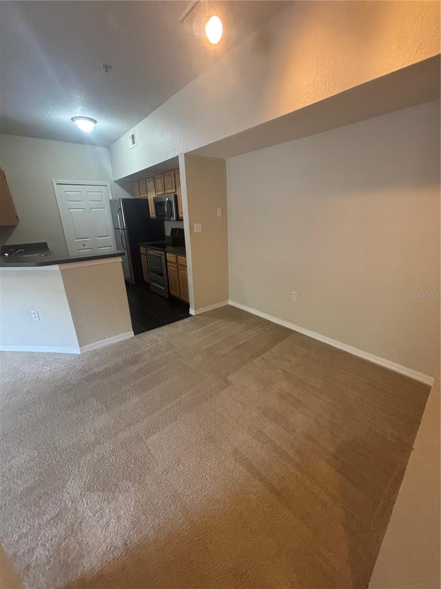 Image 15 of 22 For 6071 Westgate Drive 315