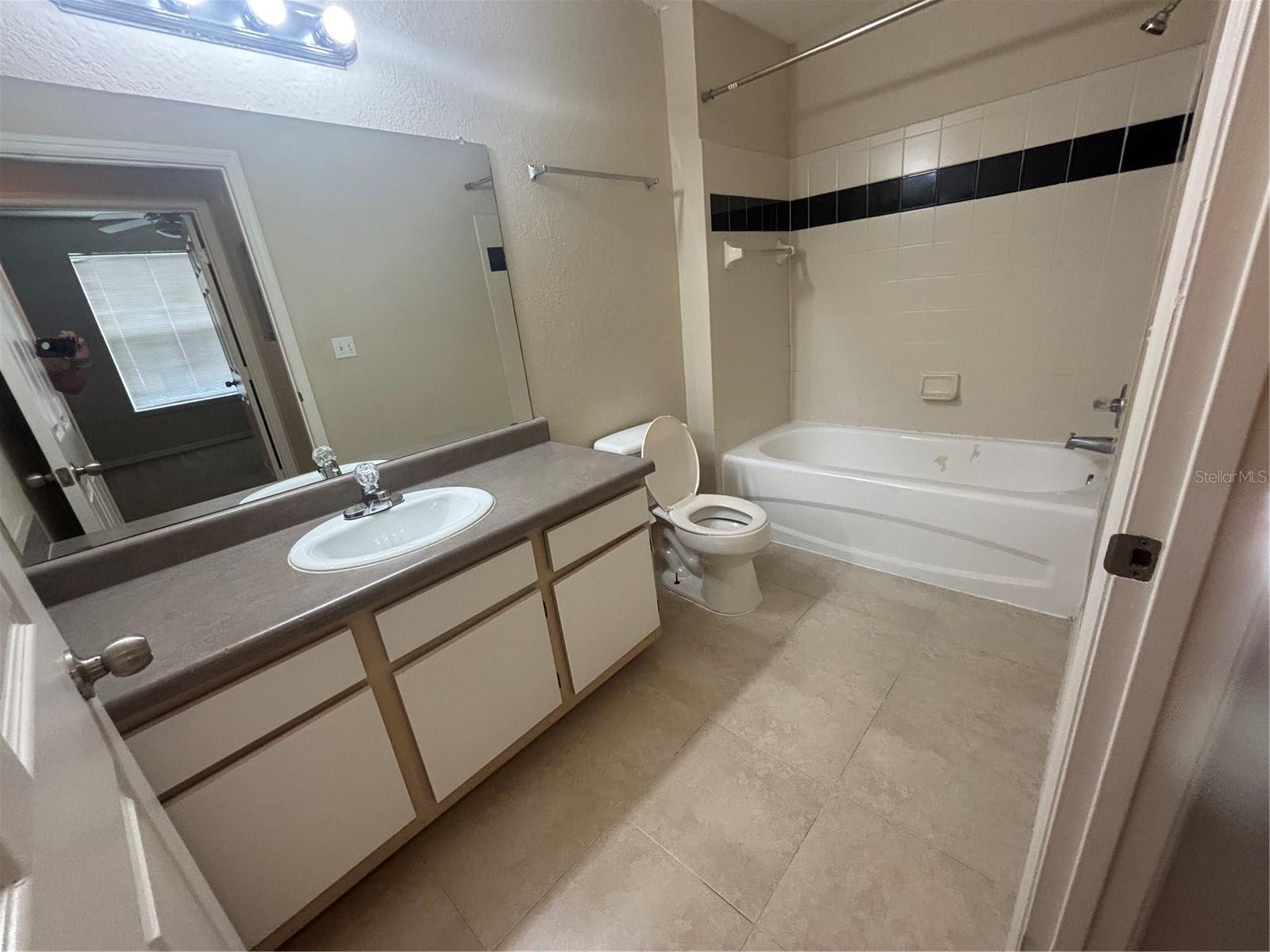 Image 20 of 22 For 6071 Westgate Drive 315