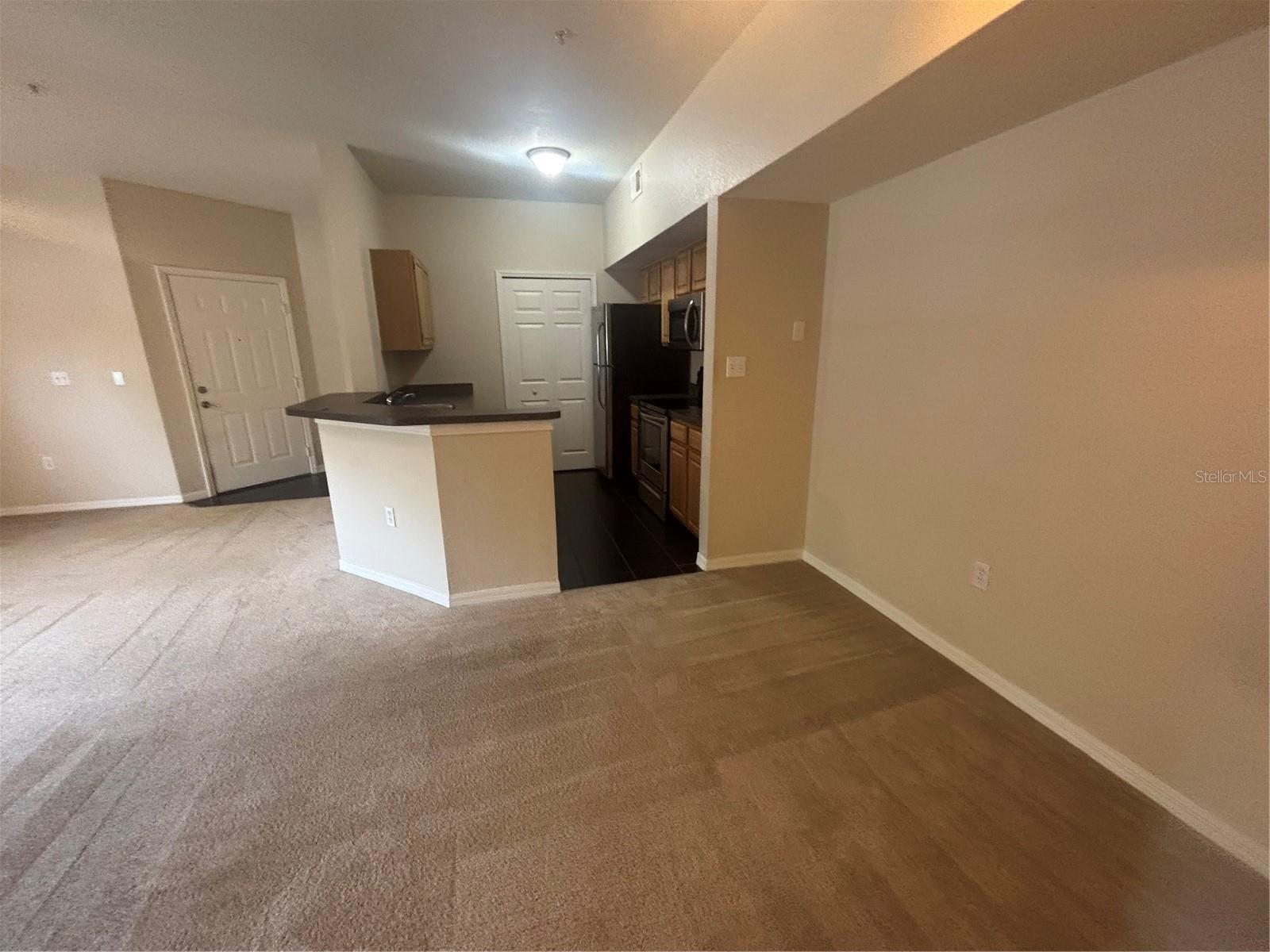Image 8 of 22 For 6071 Westgate Drive 315