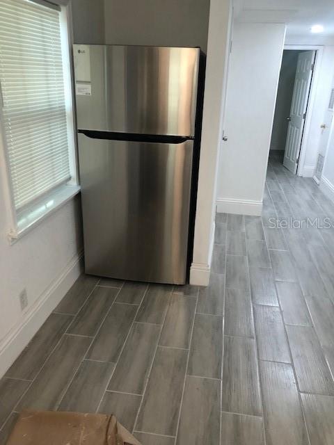 Image 3 of 6 For 812 Menendez Court