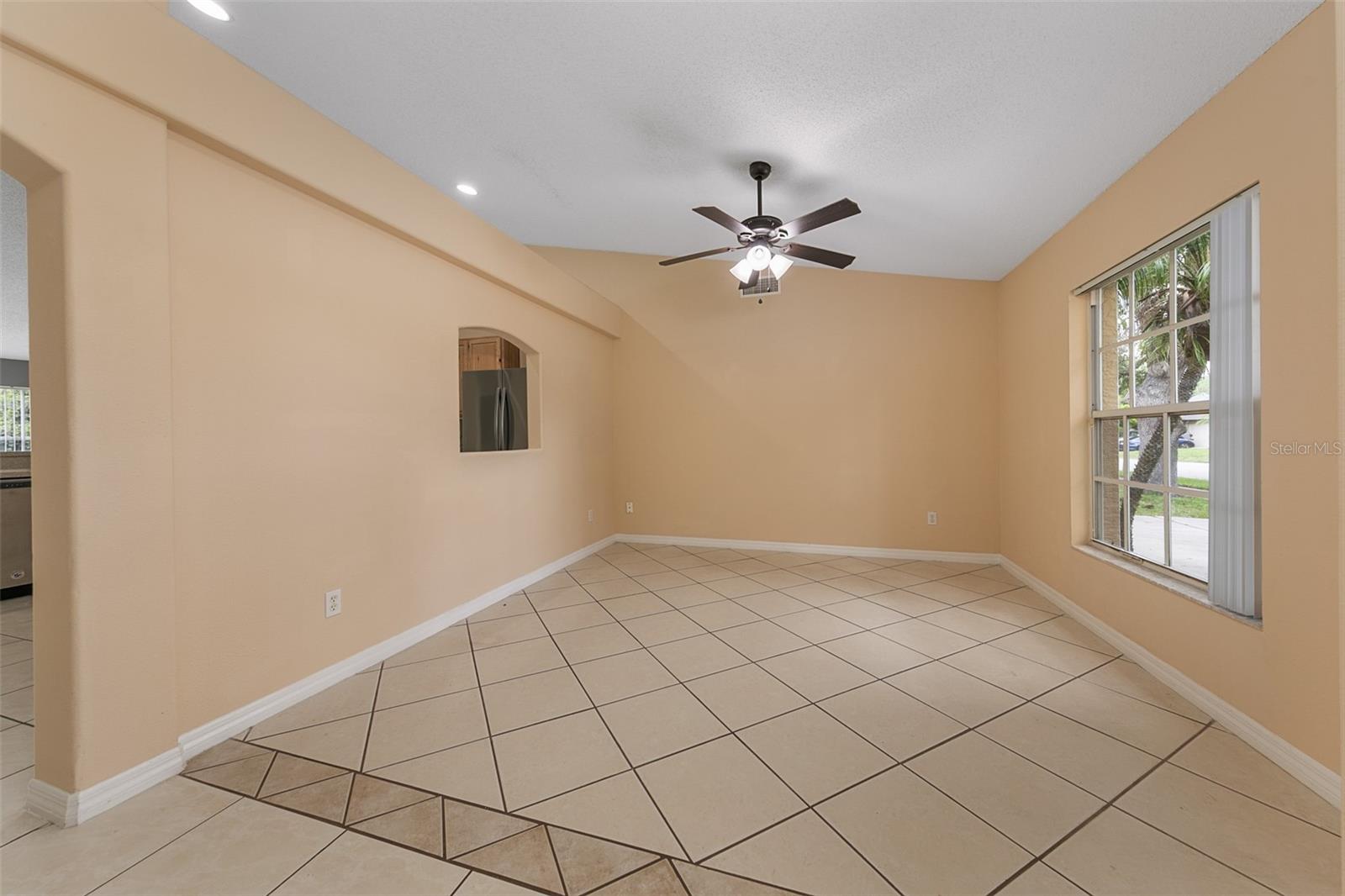 Image 10 of 53 For 13802 Riverpath Grove Dr