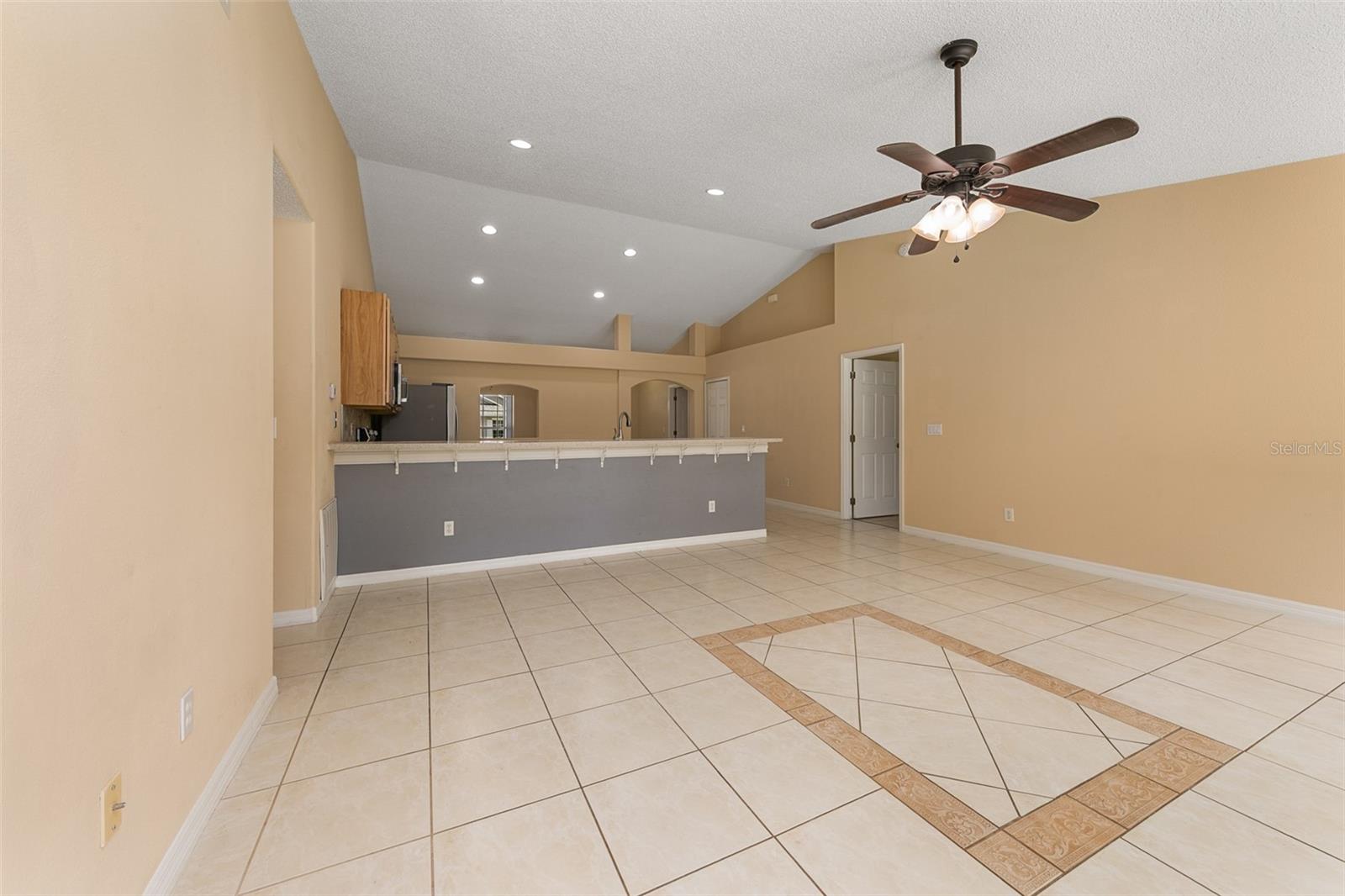 Image 26 of 53 For 13802 Riverpath Grove Dr