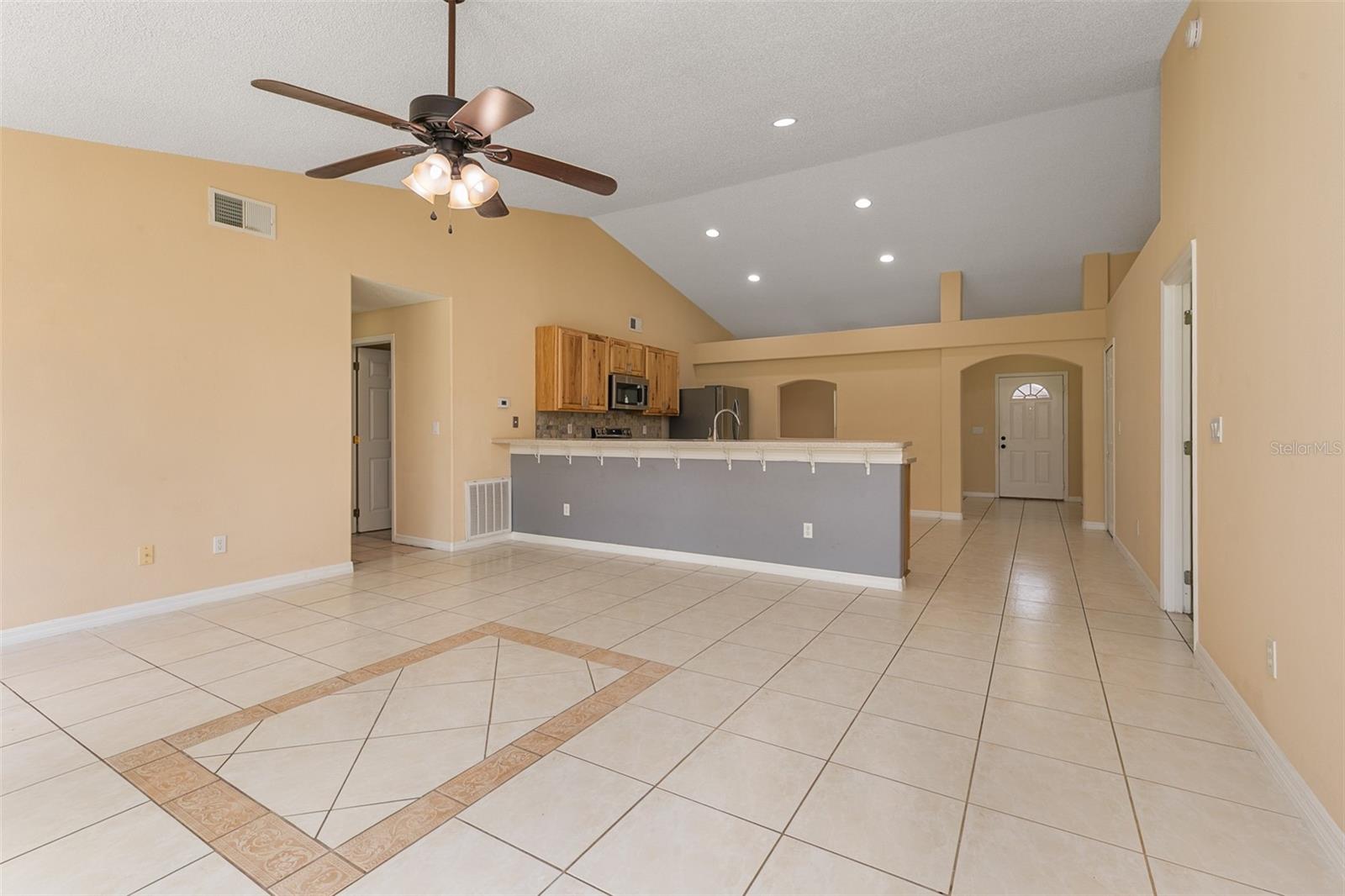 Image 27 of 53 For 13802 Riverpath Grove Dr