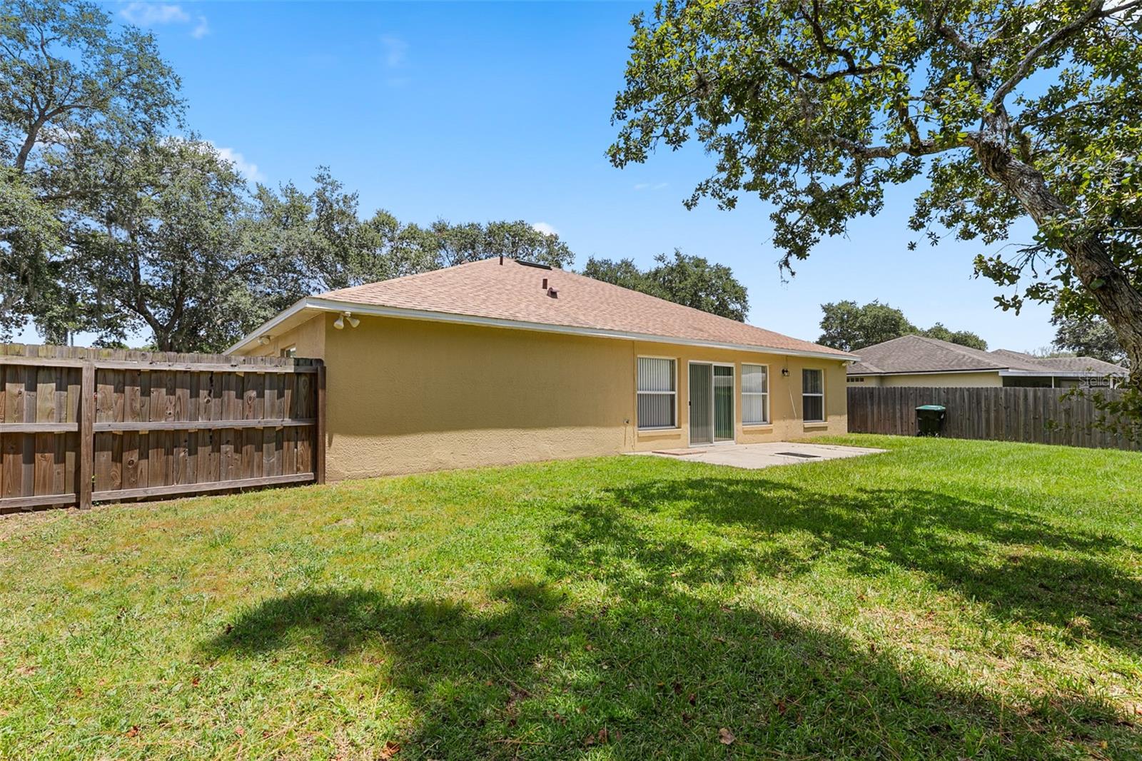 Image 37 of 53 For 13802 Riverpath Grove Dr