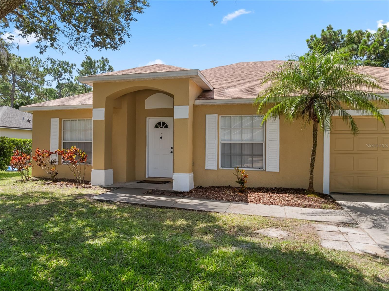 Image 7 of 53 For 13802 Riverpath Grove Dr