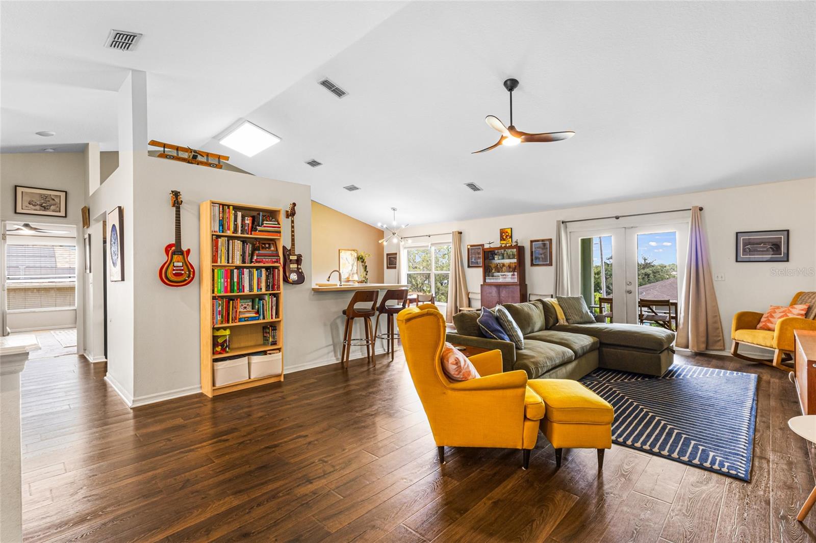 Image 3 of 22 For 10844 Crescent Ridge Loop