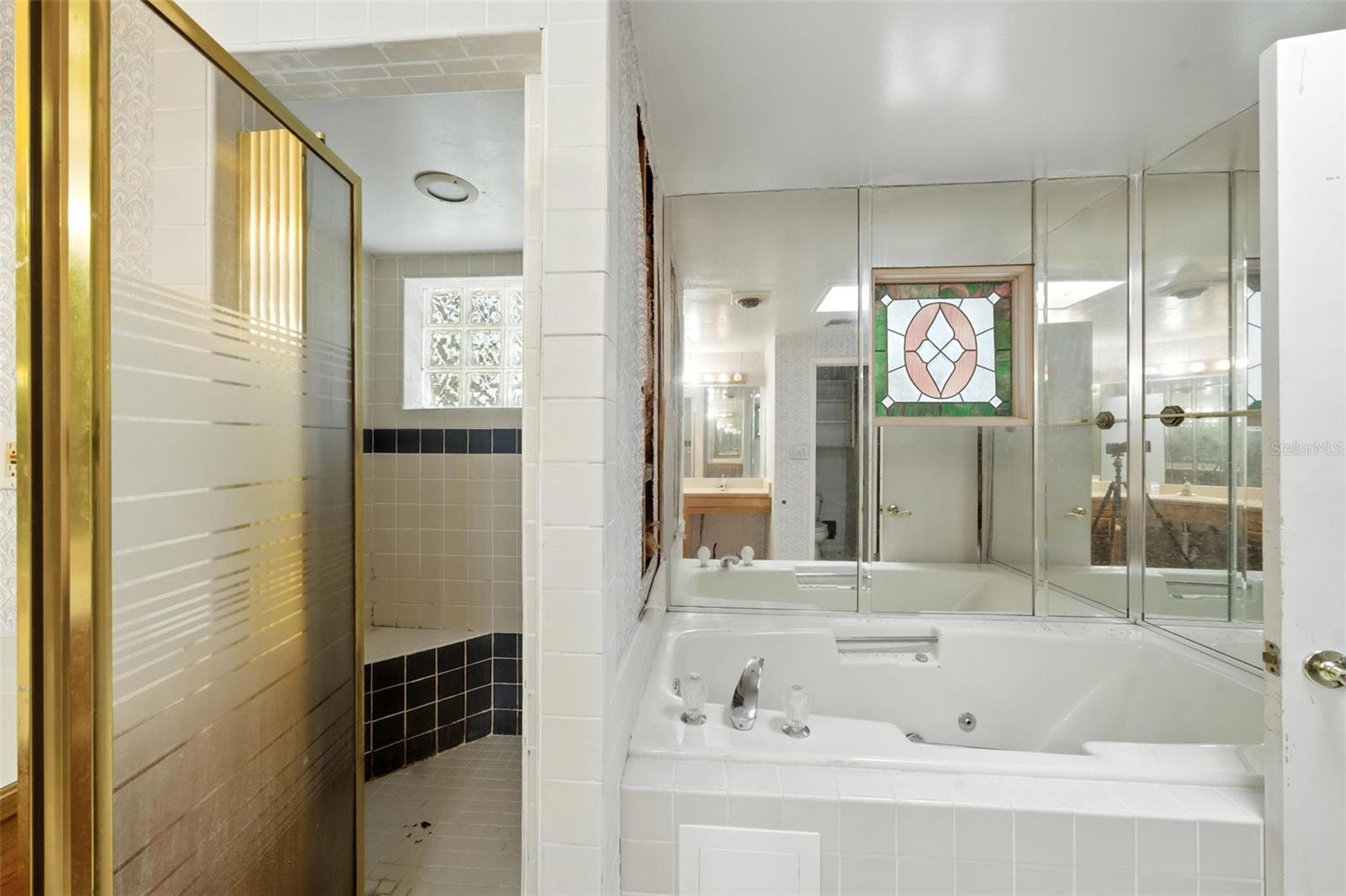 Image 18 of 32 For 1828 Biscayne Drive