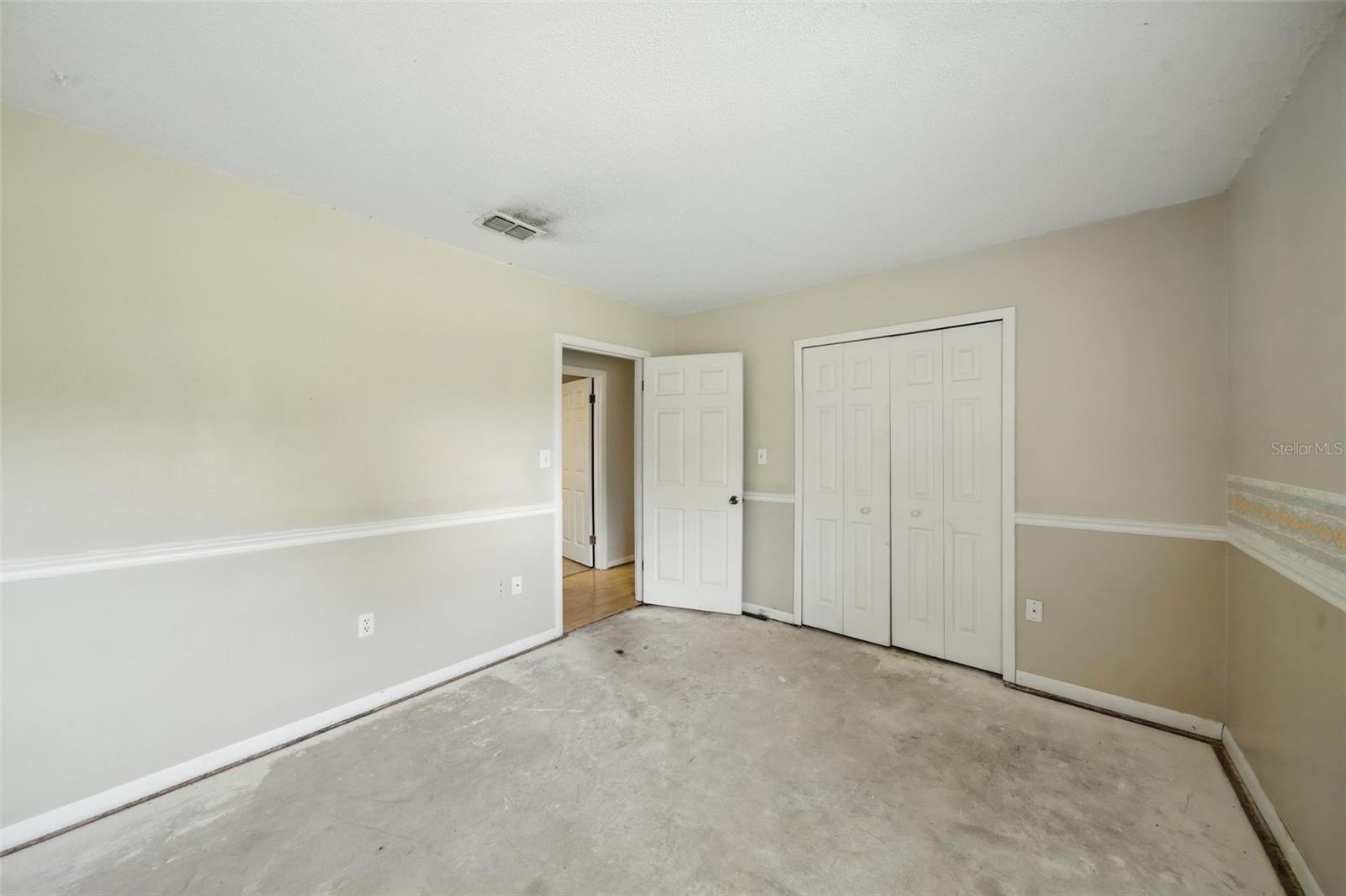 Image 28 of 32 For 1828 Biscayne Drive