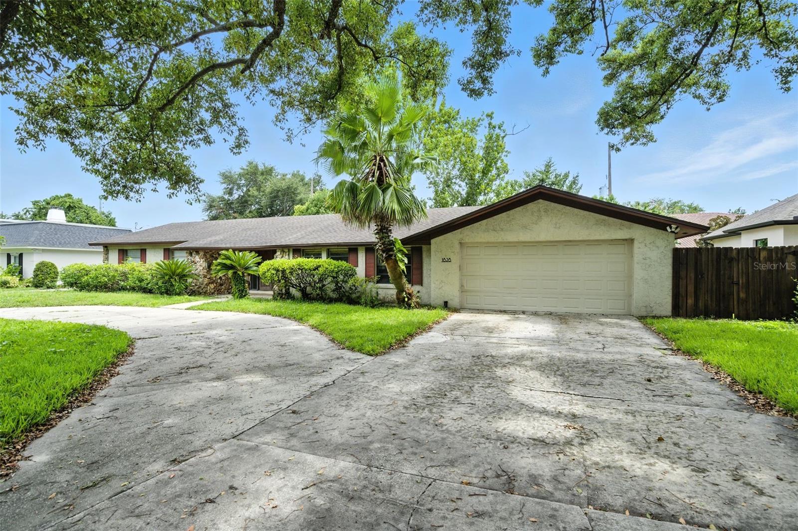 Image 3 of 32 For 1828 Biscayne Drive