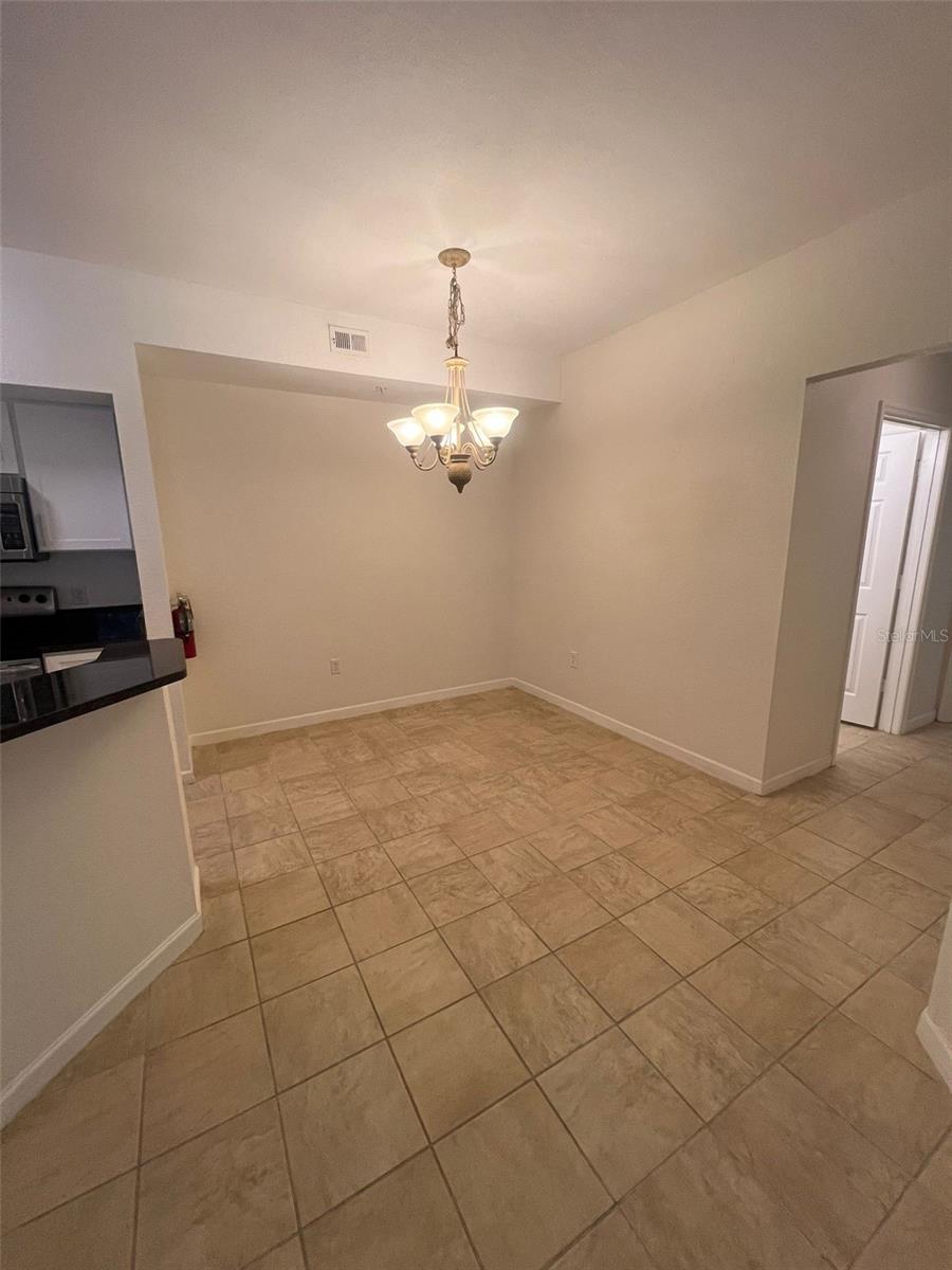 Image 10 of 21 For 13036 Mulberry Park Drive 416