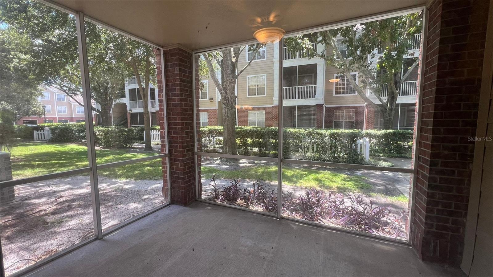 Image 6 of 21 For 13036 Mulberry Park Drive 416
