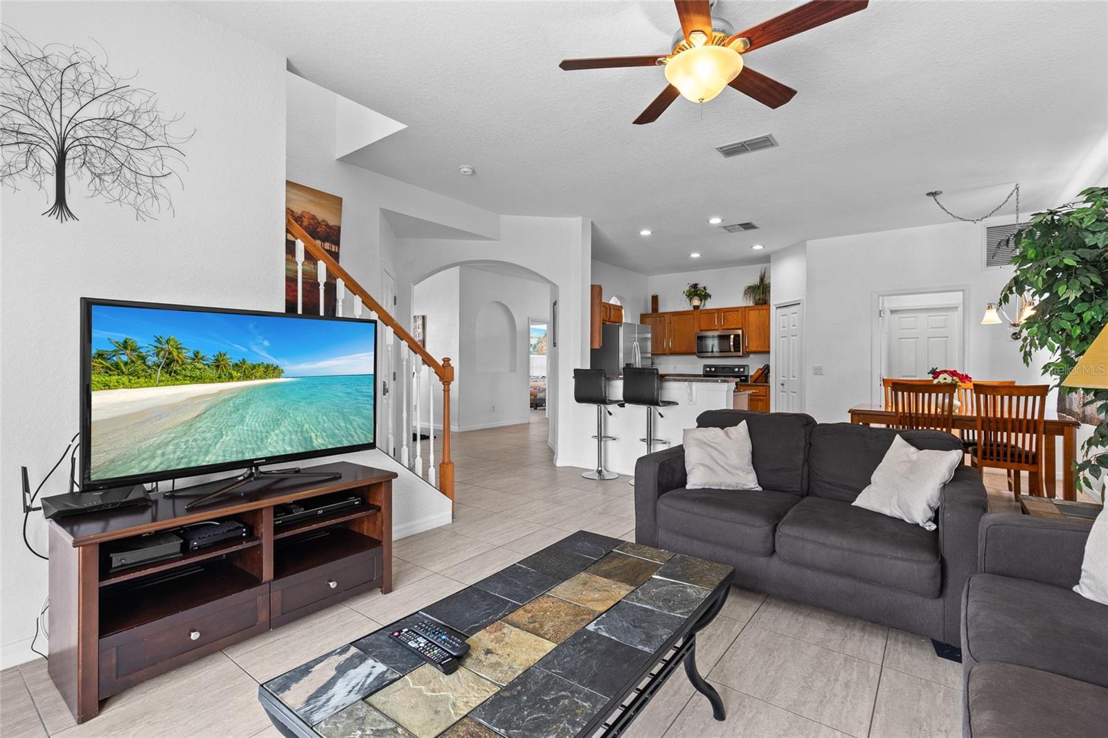 Image 14 of 49 For 507 Gleneagles Drive