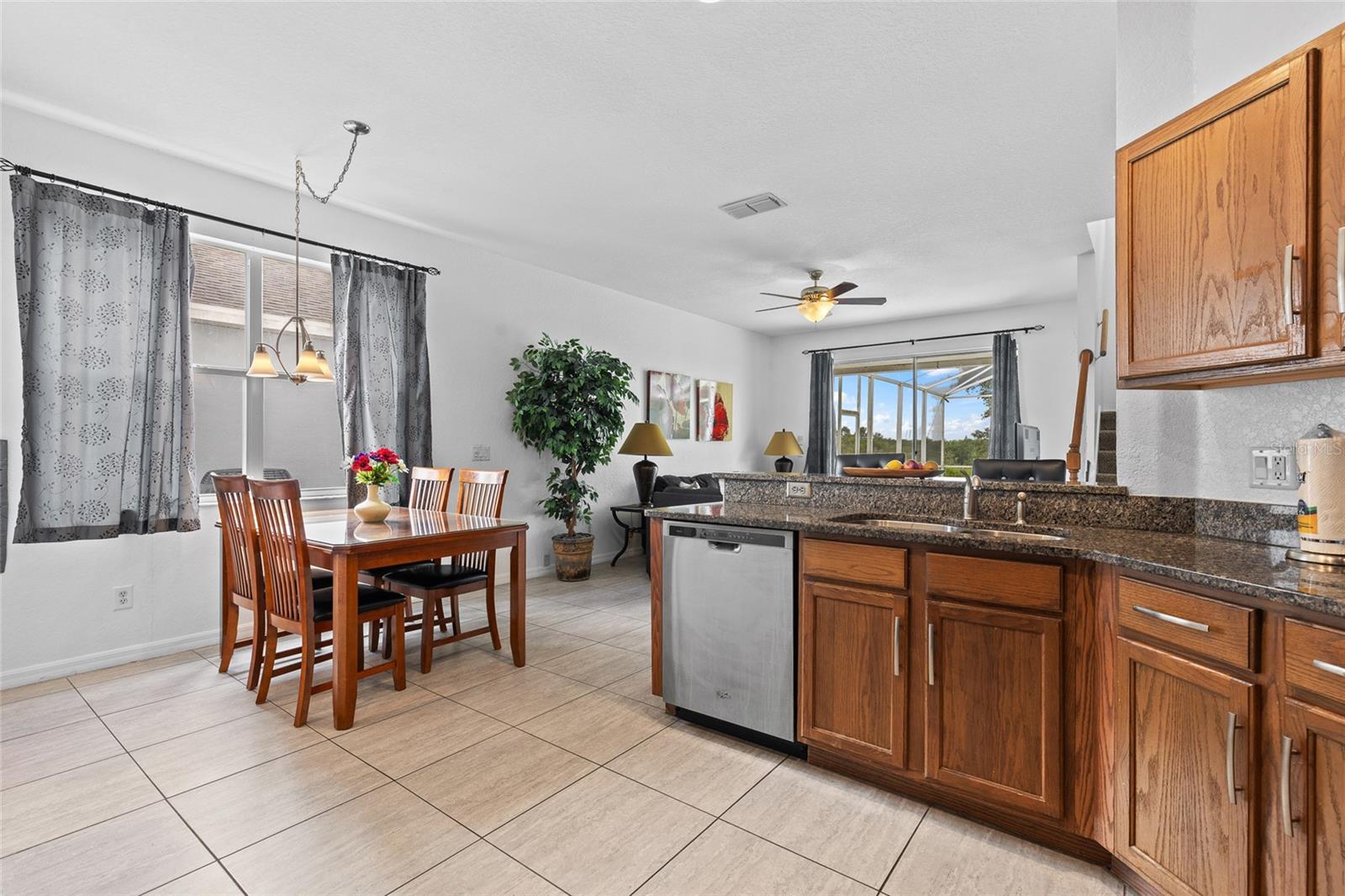 Image 17 of 49 For 507 Gleneagles Drive