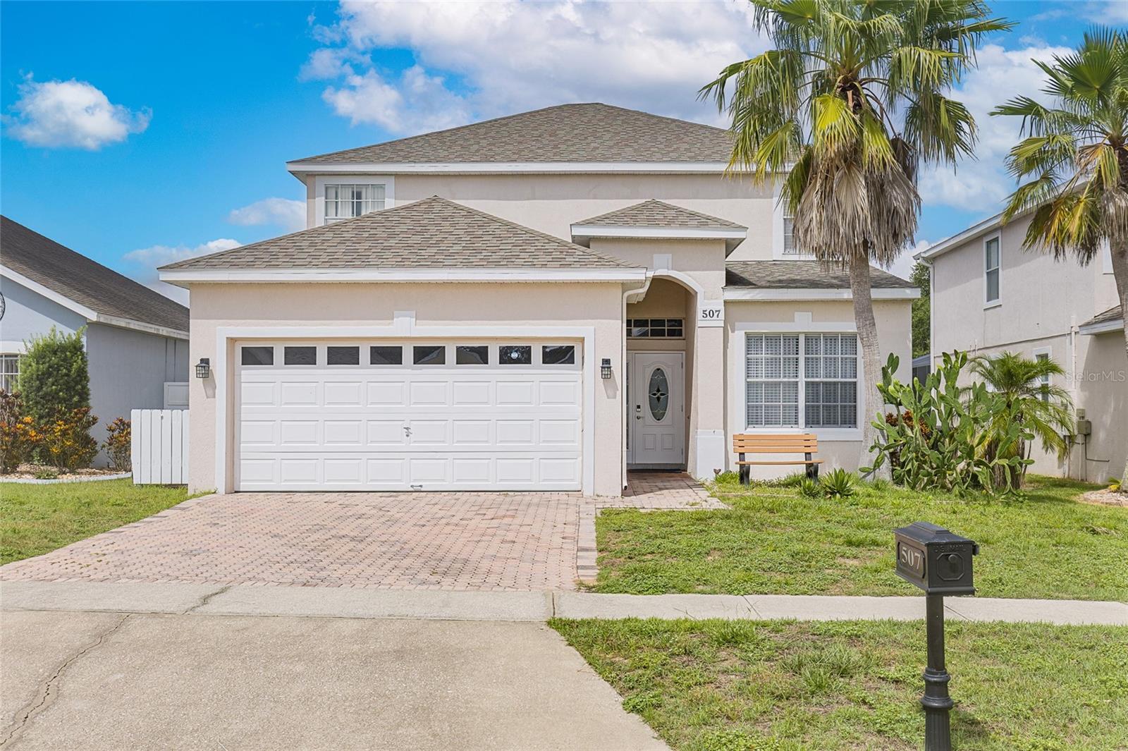 Image 3 of 49 For 507 Gleneagles Drive