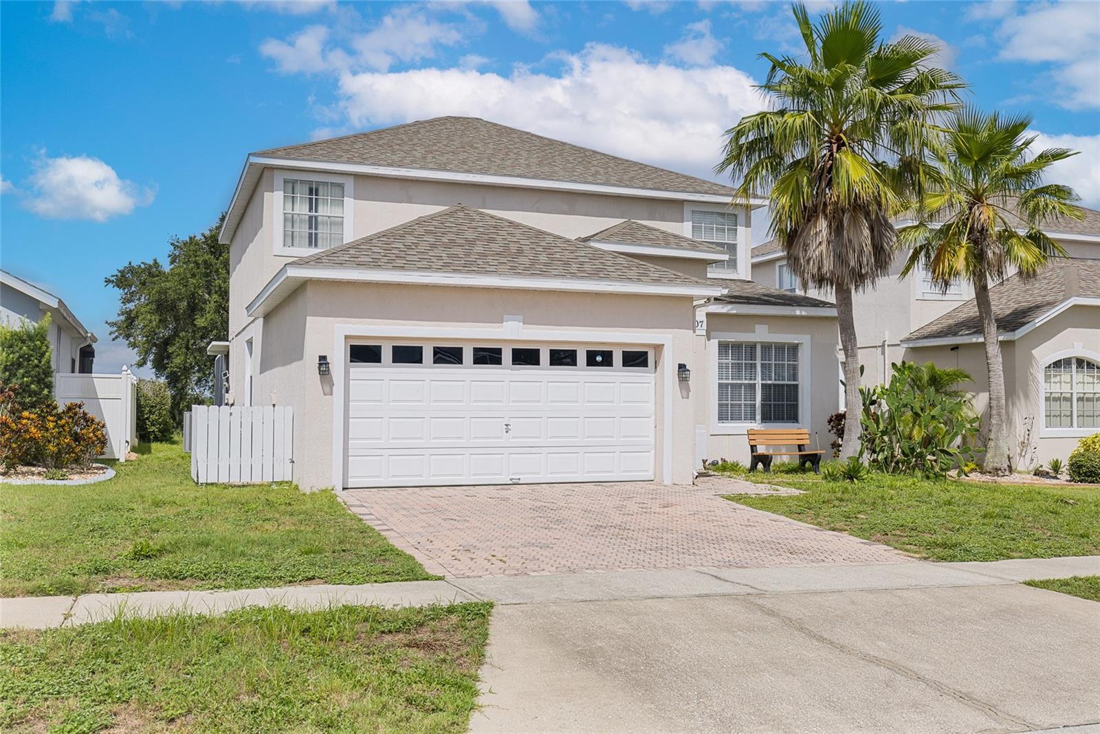 Image 4 of 49 For 507 Gleneagles Drive