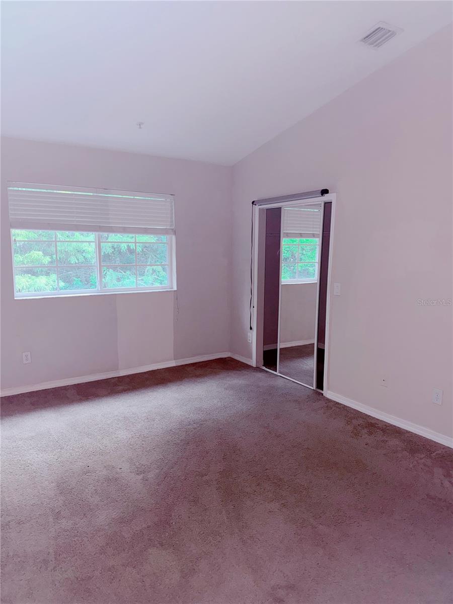 Image 14 of 16 For 10775 Regent Square Drive 1905