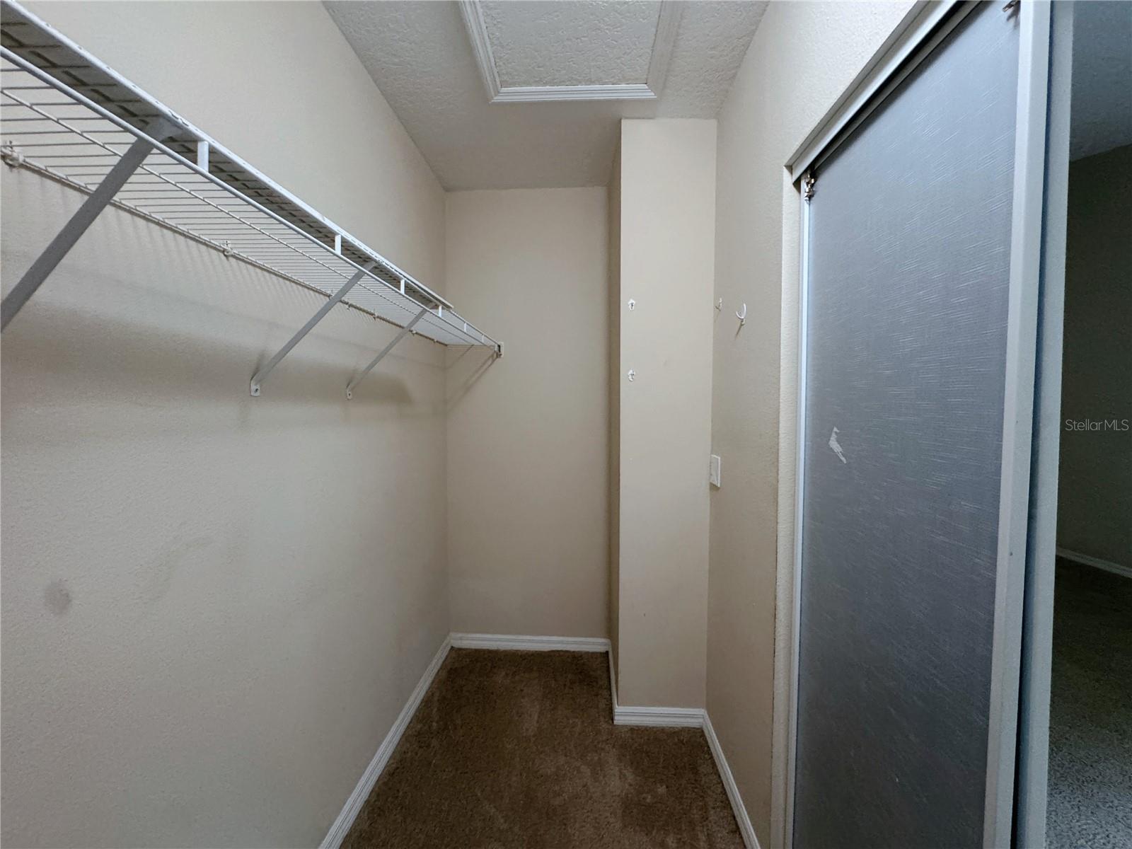 Image 22 of 40 For 10775 Regent Square Drive 1905