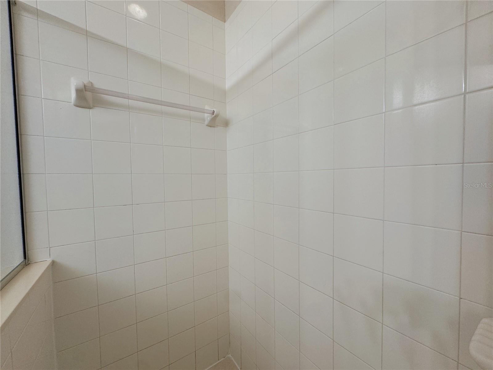 Image 26 of 40 For 10775 Regent Square Drive 1905