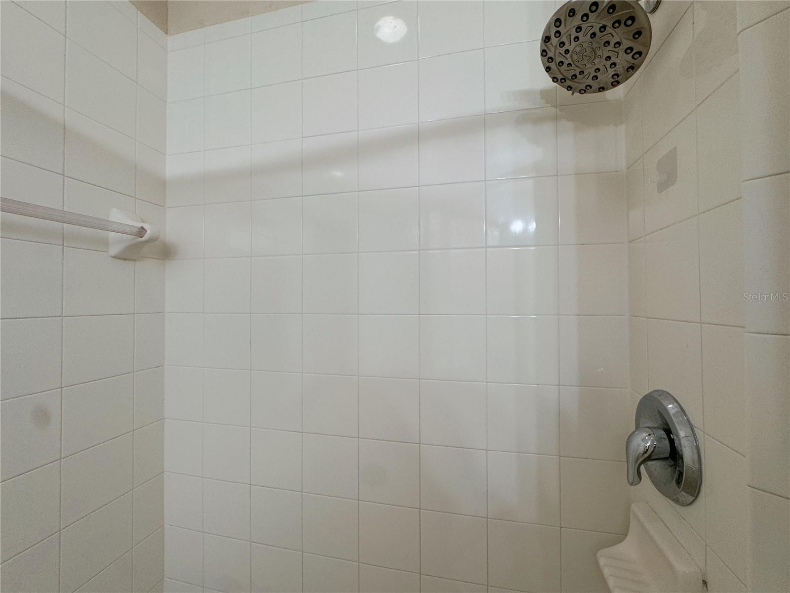 Image 27 of 40 For 10775 Regent Square Drive 1905