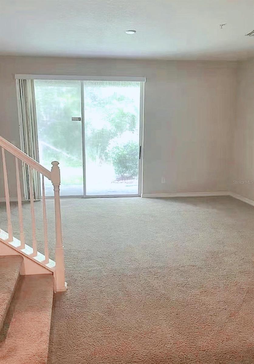 Image 5 of 16 For 10775 Regent Square Drive 1905