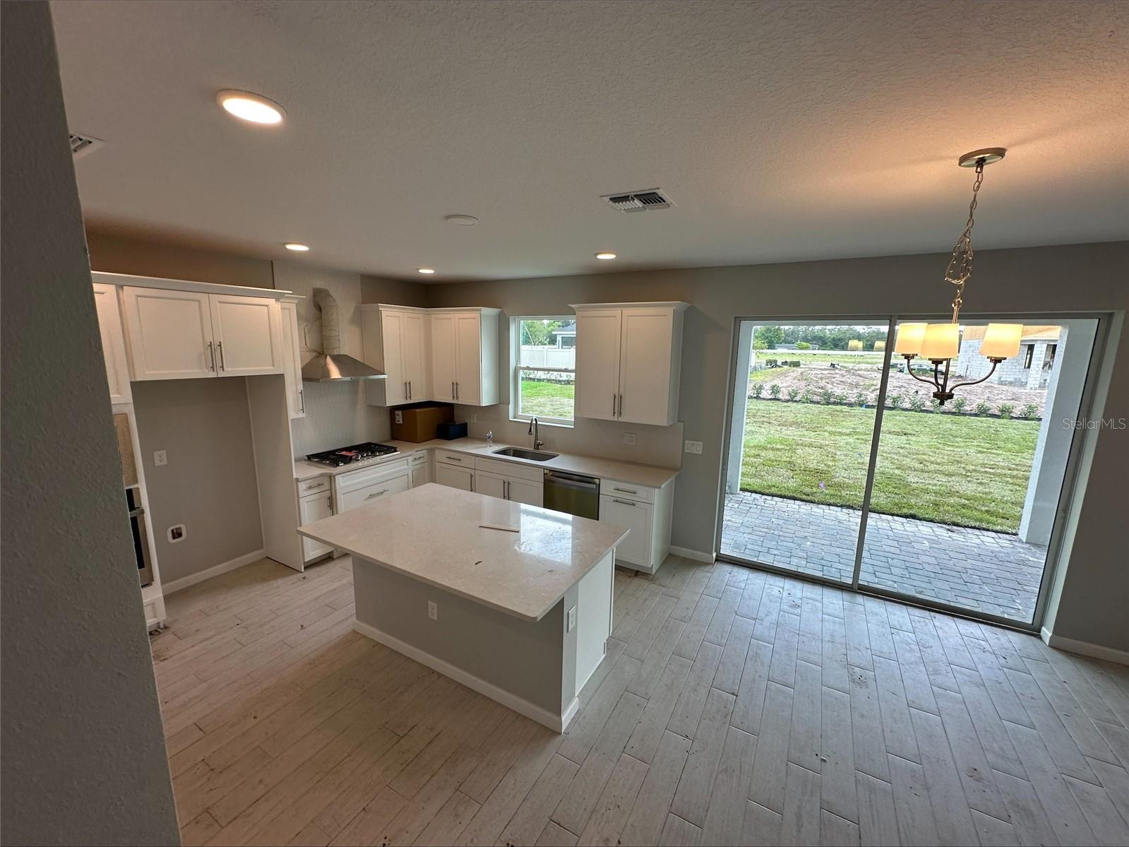 Image 12 of 28 For 5256 Teirgarten Street