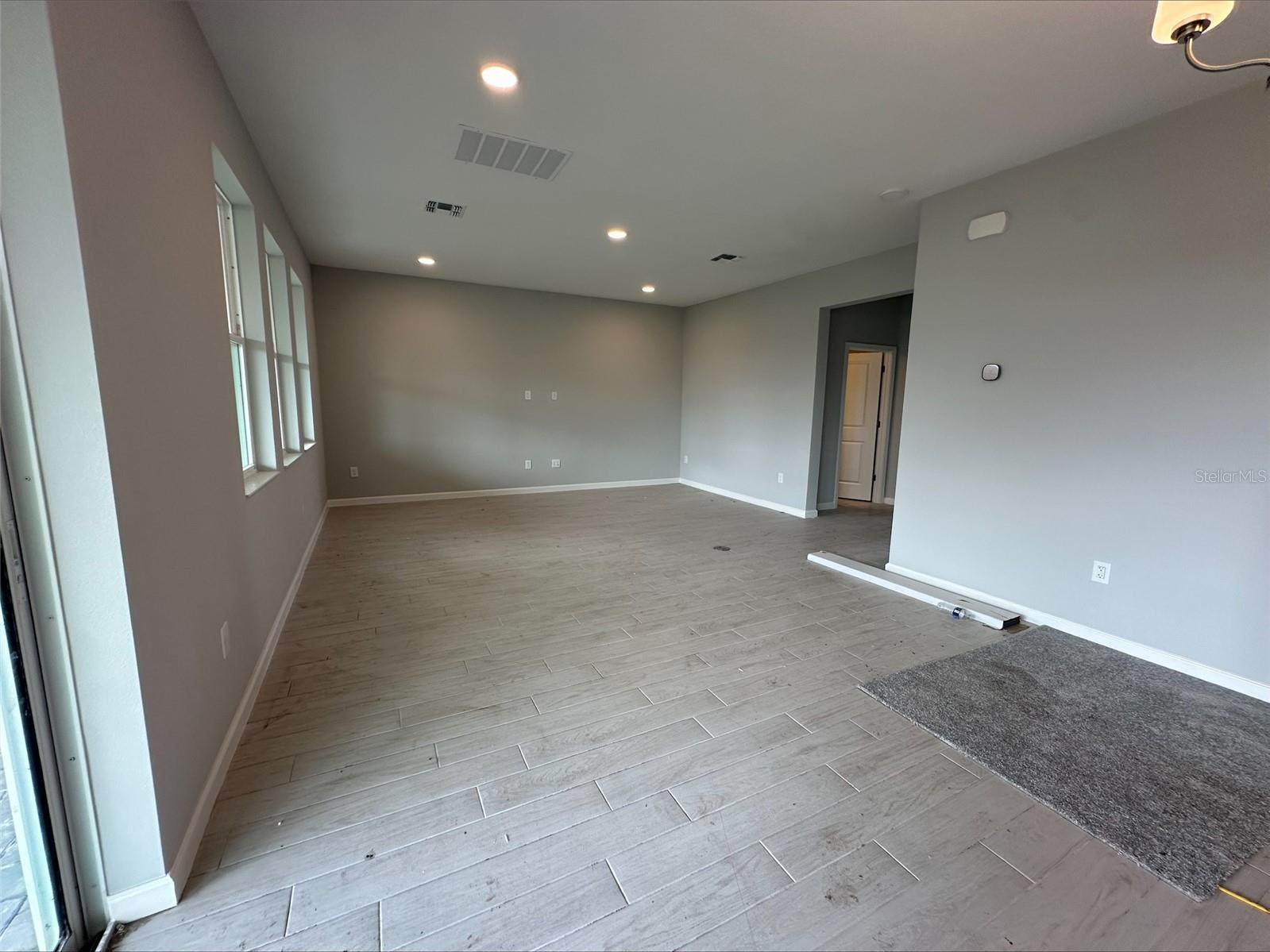 Image 15 of 28 For 5256 Teirgarten Street