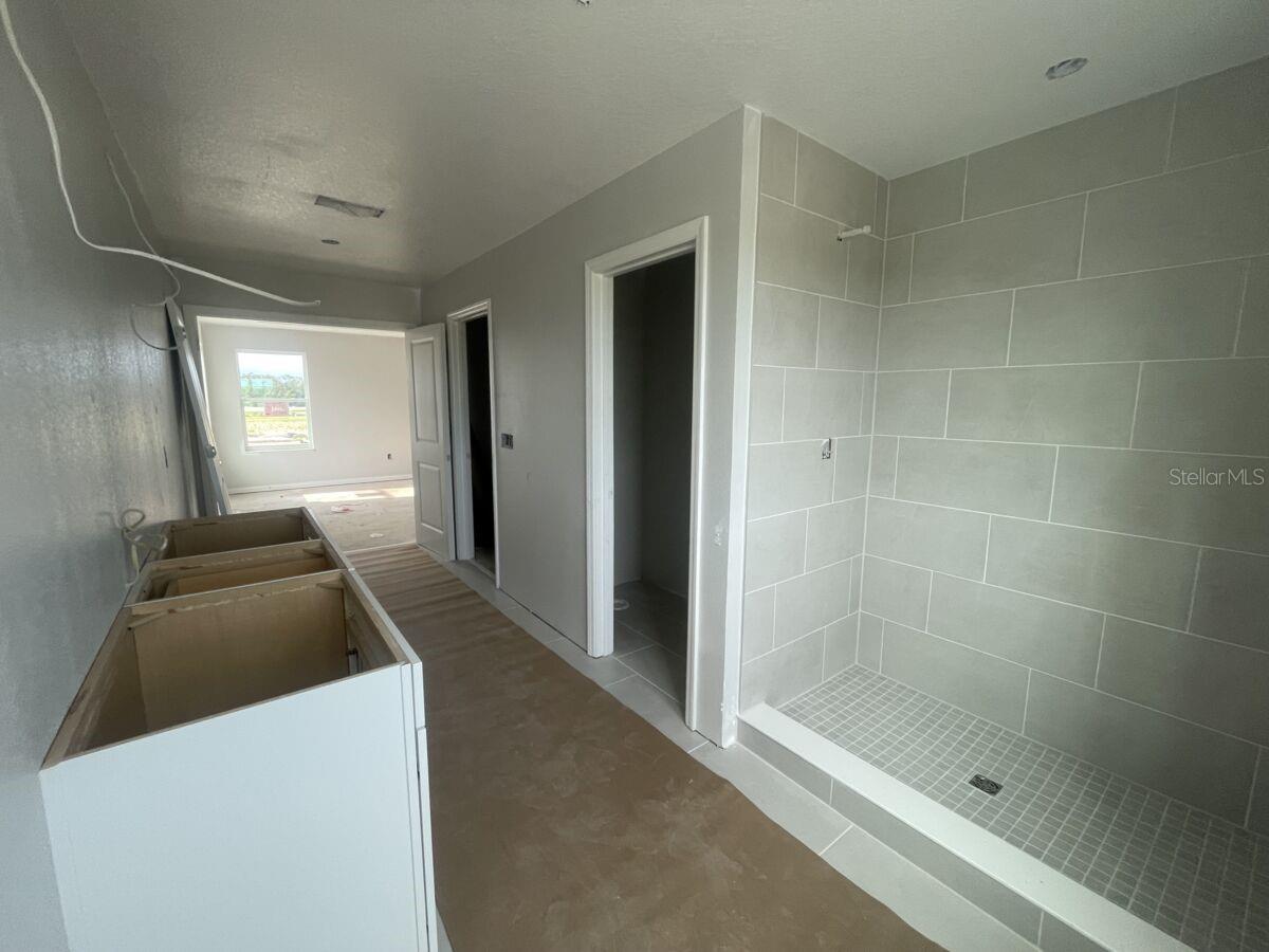 Image 4 of 11 For 5256 Teirgarten Street
