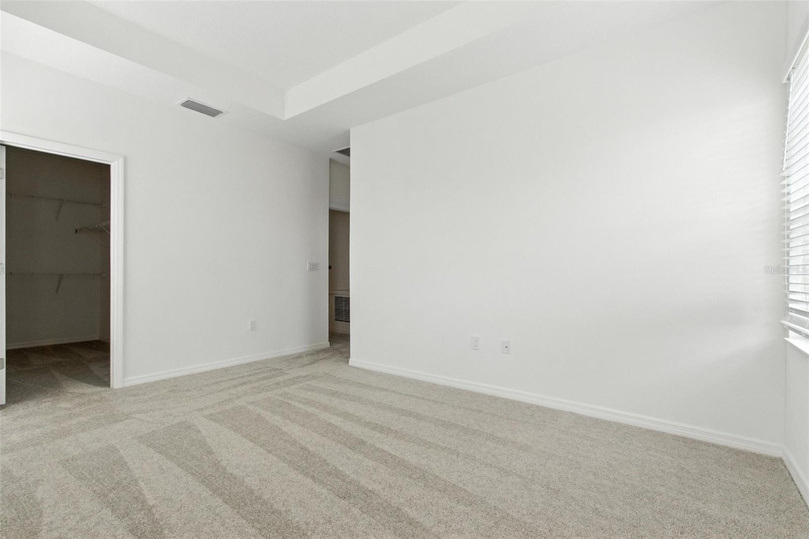 Image 17 of 37 For 1255 Stockwell Avenue