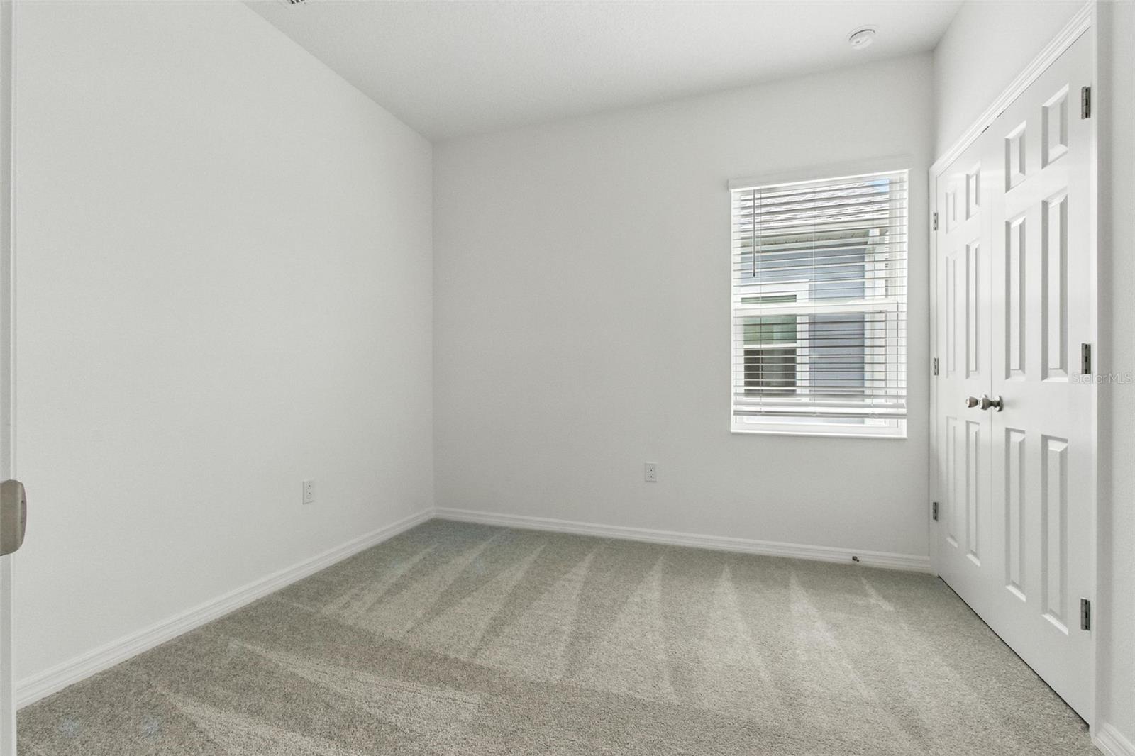 Image 22 of 37 For 1255 Stockwell Avenue