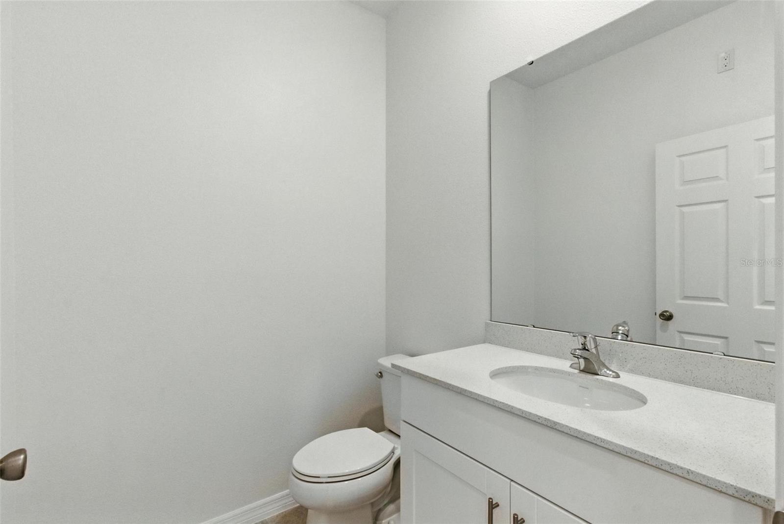 Image 5 of 37 For 1255 Stockwell Avenue