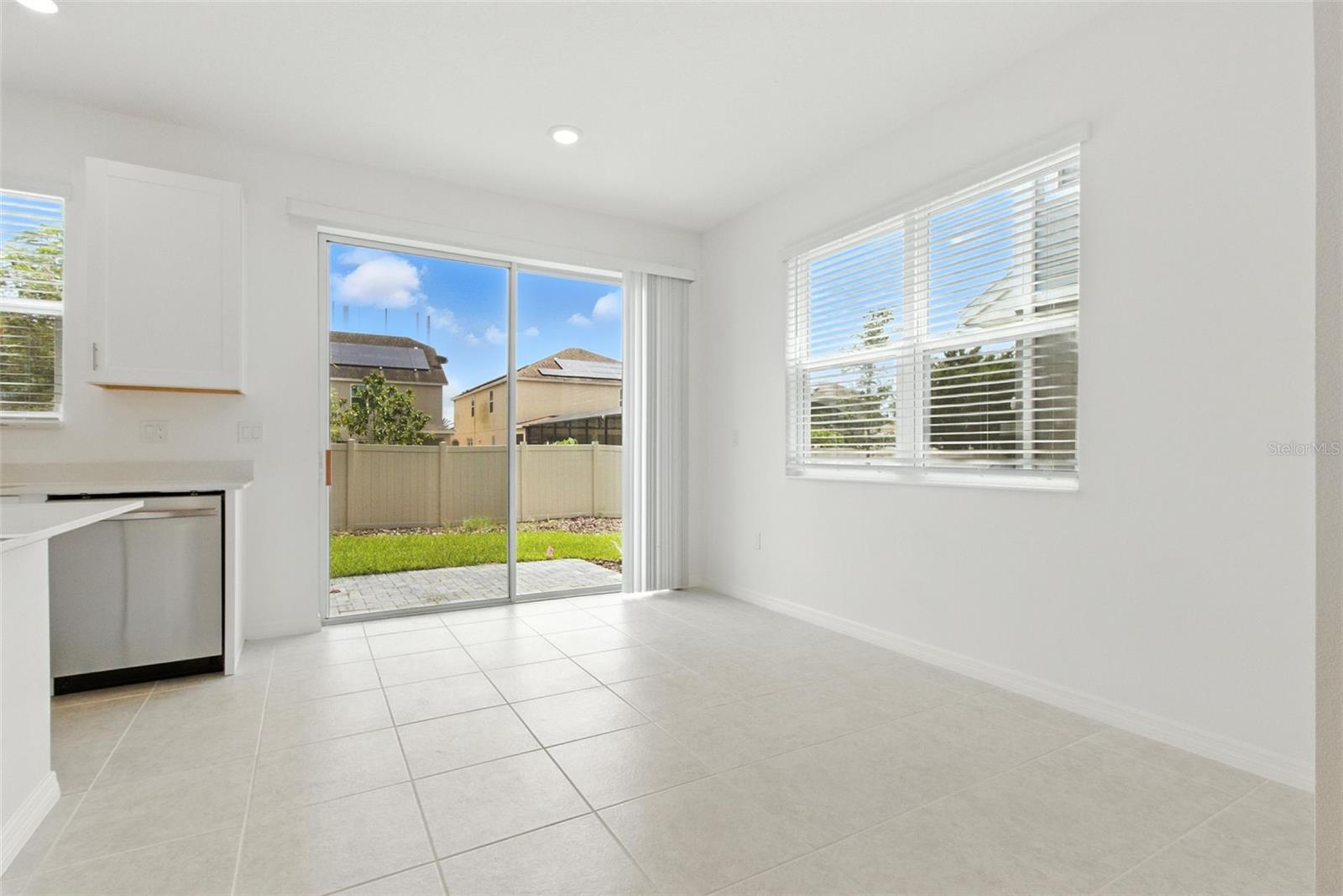 Image 7 of 37 For 1255 Stockwell Avenue